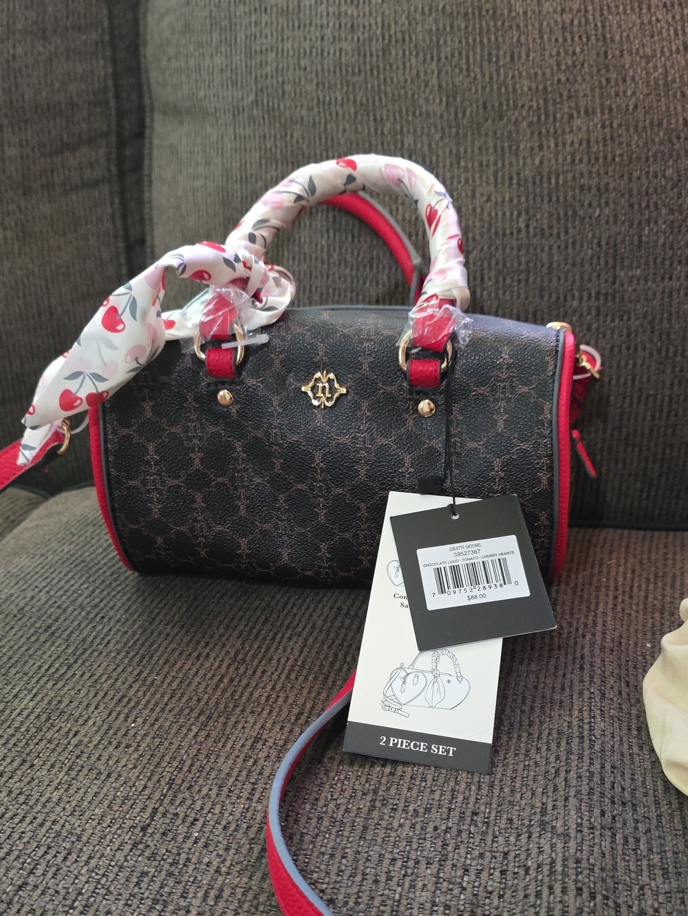 Classic Pattern Barrel Satchel Handbag - Black with Red Trim
